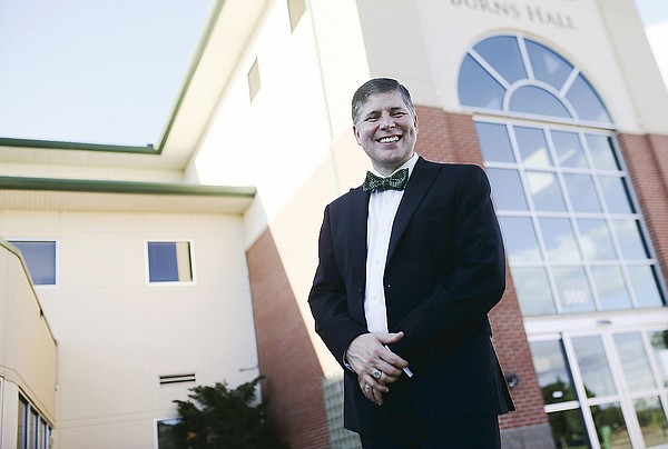 Northwest Arkansas Community College President Dennis Rittle's contract extended | The Arkansas Democrat-Gazette - Vimarsana News