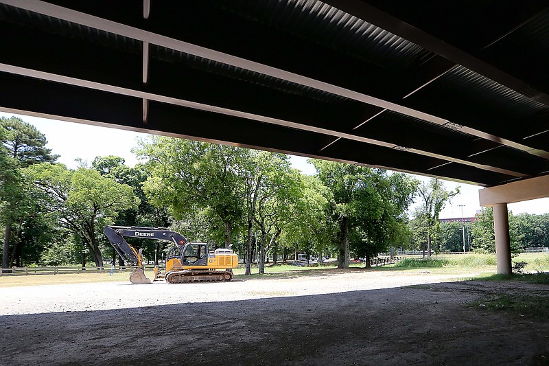 Kanis Park updating ball courts; basketball facility breaks ground ...