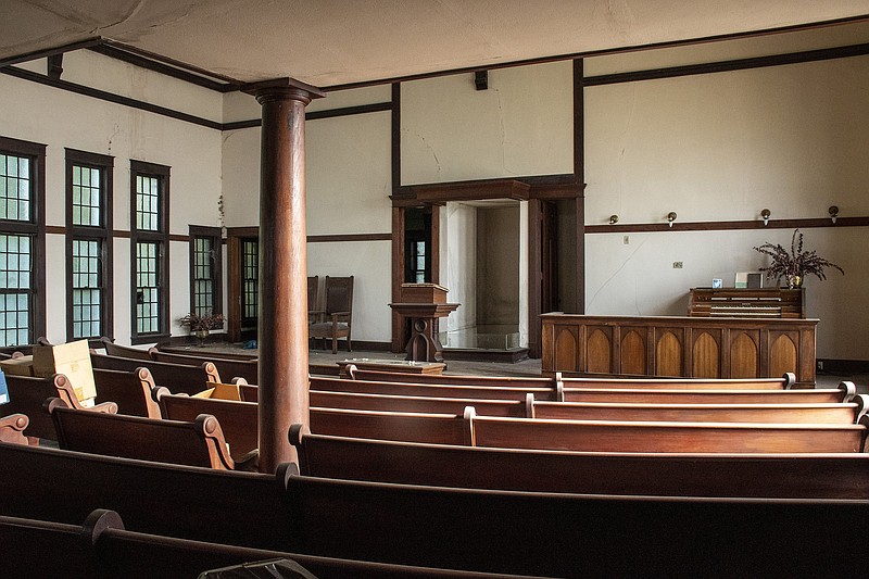 Last members of Lonoke’s 1916 First Christian see beautiful potential