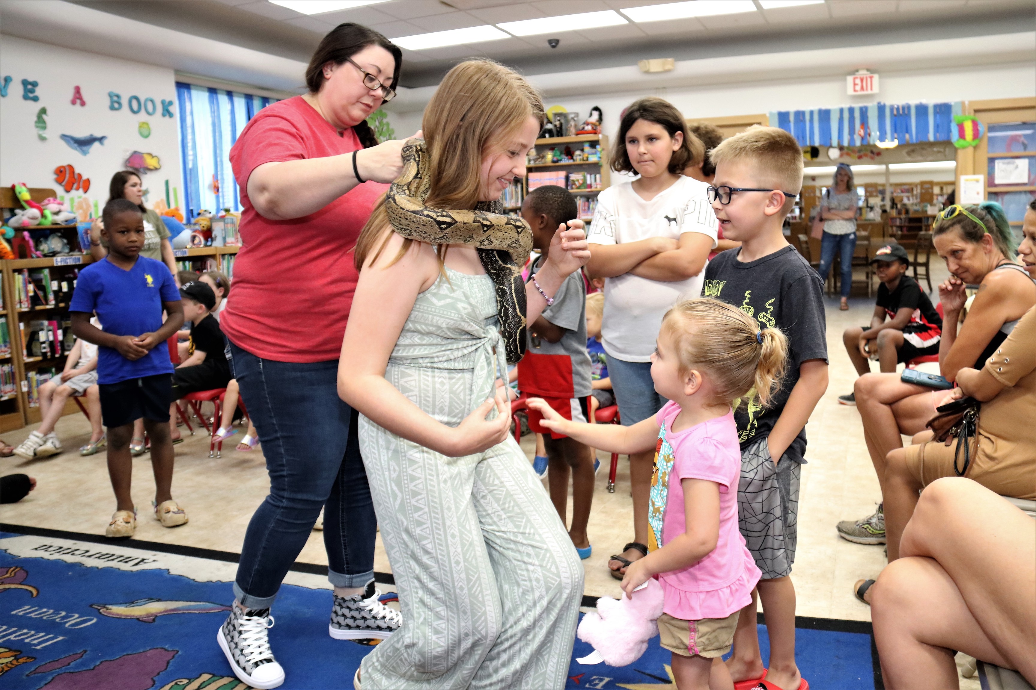 PHOTOS: Reptile petting zoo | El Dorado News