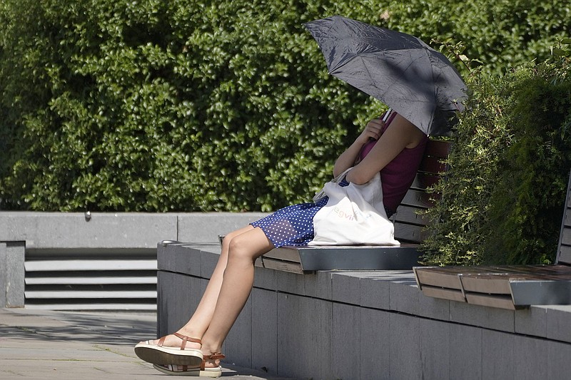 UK gets ready for travel disruptions as temps may hit 104 F Jefferson