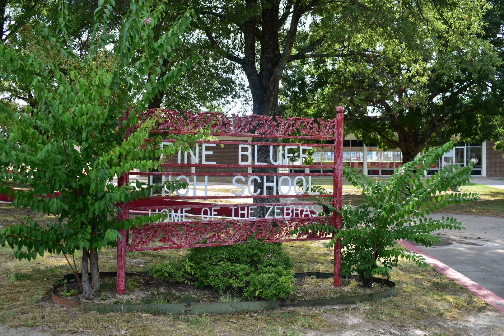 PINE BLUFF SCHOOL DISTRICT: New high school location is a burning question
