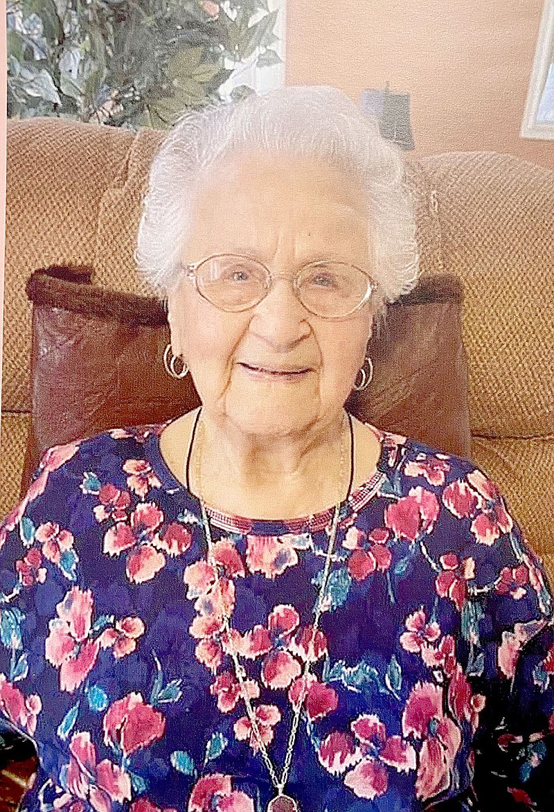 WCEL Obituaries For July 20 2022 Washington County Enterprise Leader   201895065 WCEL Essie Helm ORIG T800 