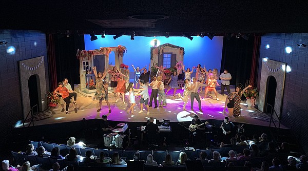 'Mamma Mia!' performances continue through weekend | El Dorado News