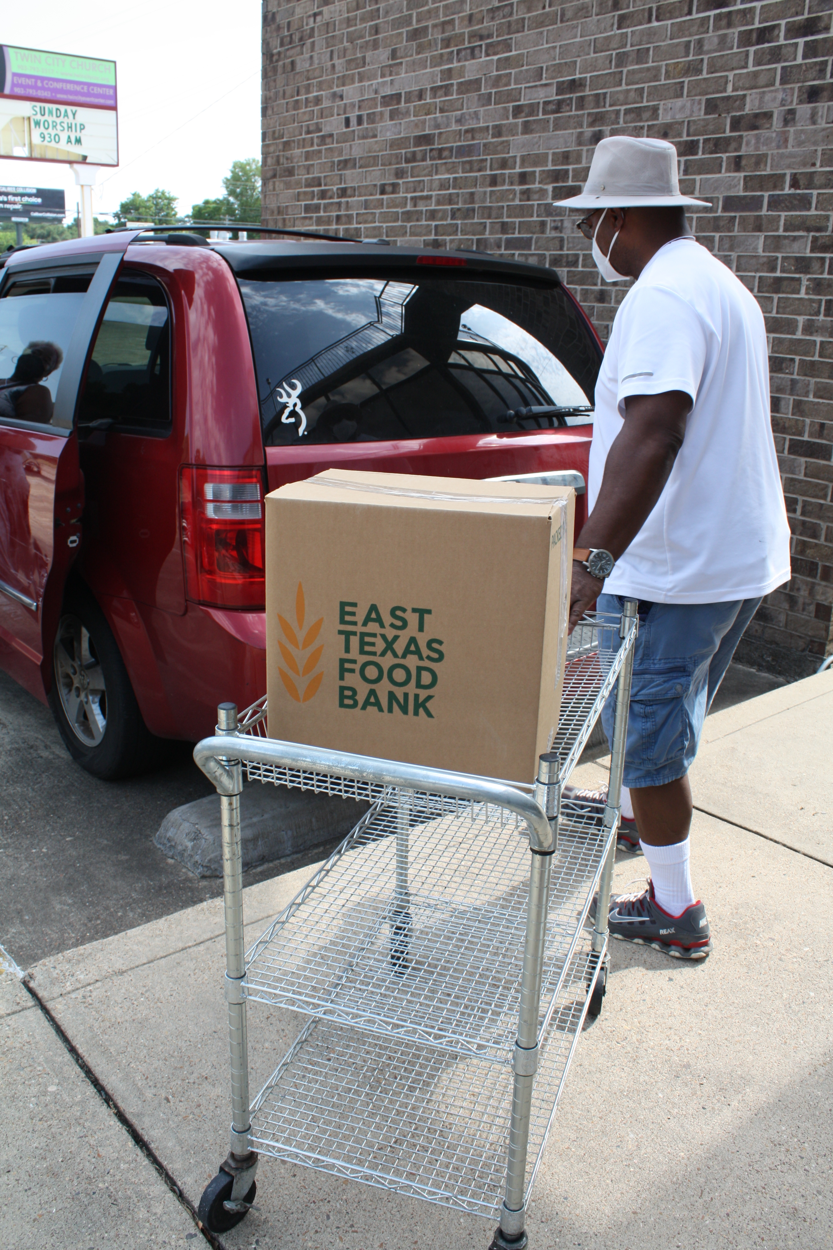 A New Day: Churches partner with East Texas Food Bank to help seniors - Vimarsana News