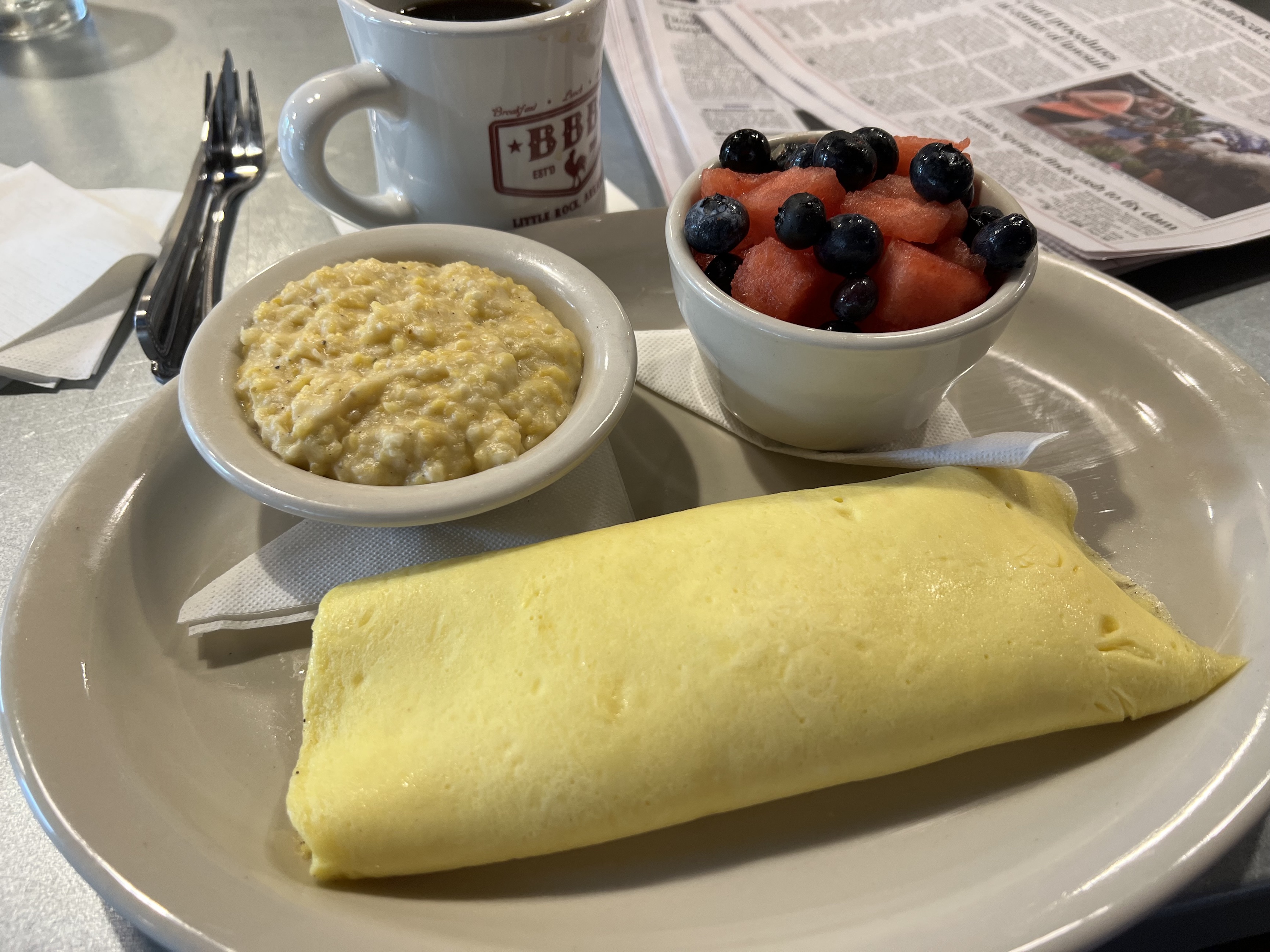 RESTAURANT REVIEW: Big Bad Breakfast packs diners in with large portions, good food - Vimarsana News