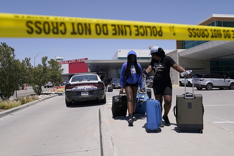 Dallas airport shooter shot by police, arrested | Northwest Arkansas ...