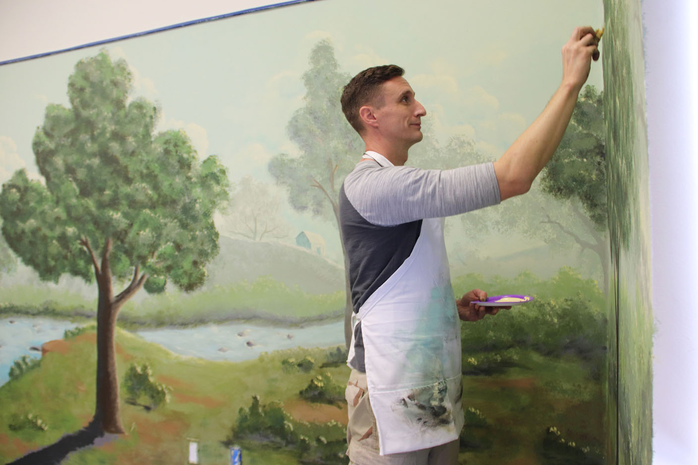 Serene story time scene added to walls at Lincoln library - Vimarsana News