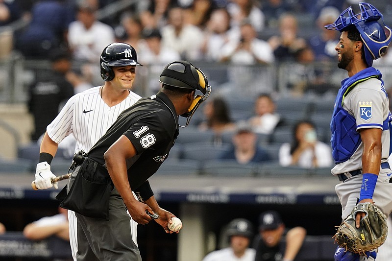 Arkansas in the MLB: Andrew Benintendi's makes Yankees debut