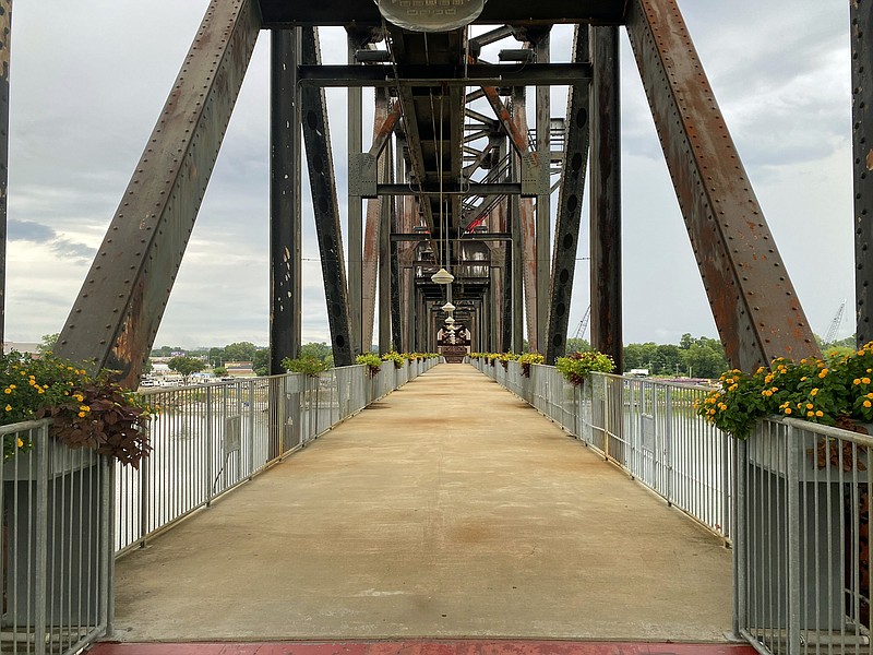 WATCH Arkansas River Trail A Great Place For Biking Hiking Hot   202023336 HSCorbet1 T800 