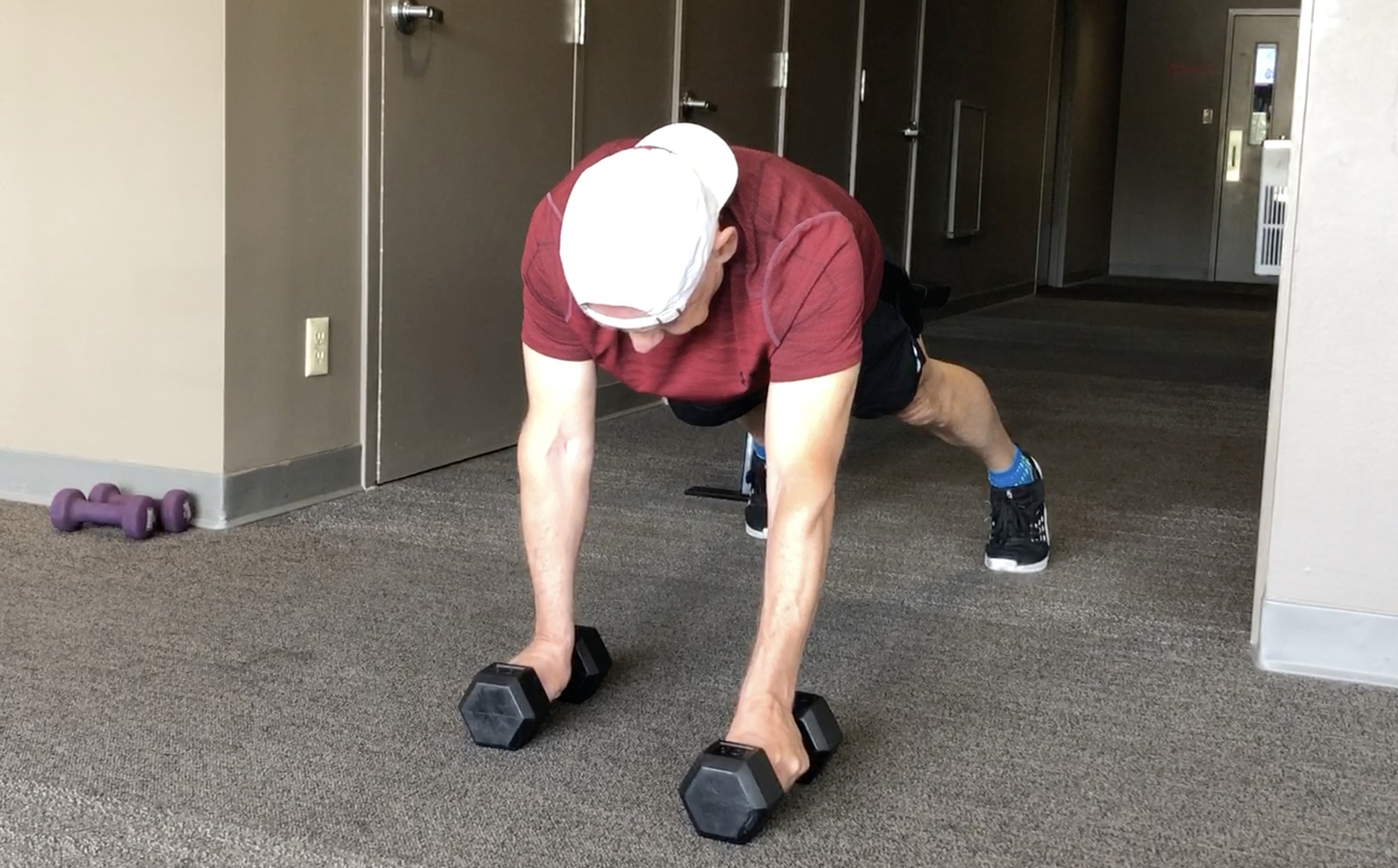 MASTER CLASS: This Plank variation is a plus for your core muscles - Vimarsana News