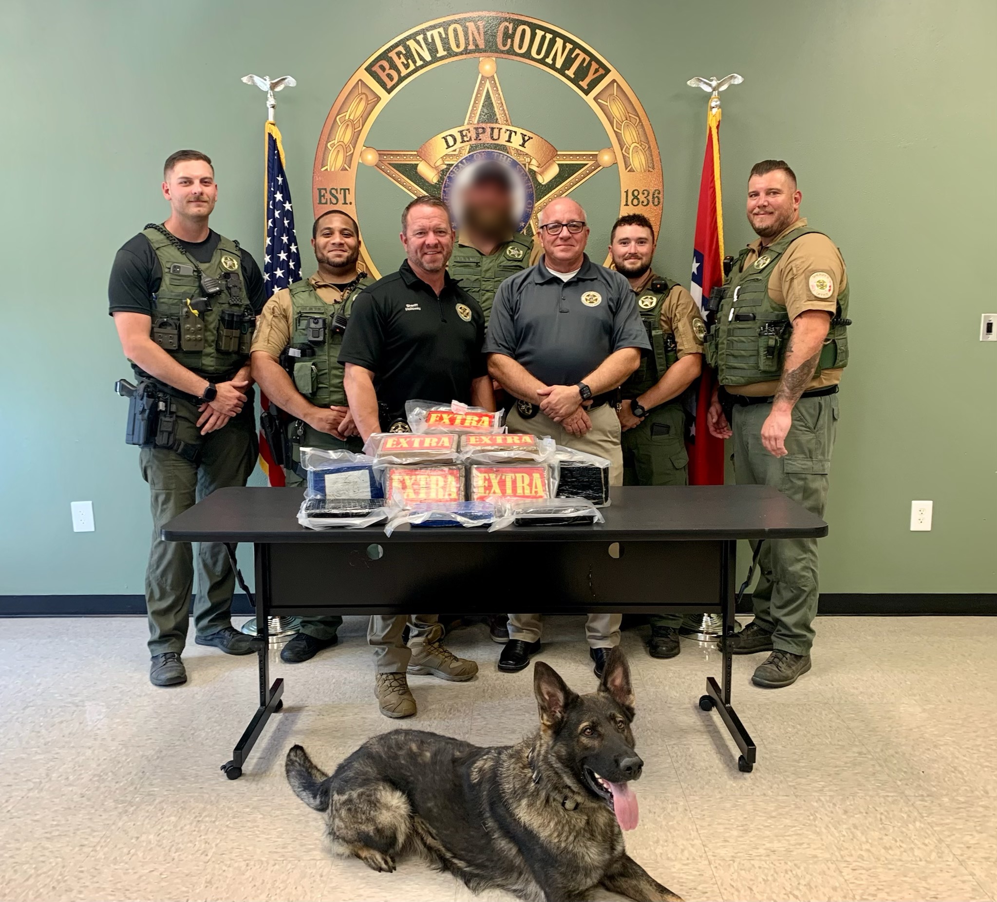 Benton County special operations unit seizes 25 pounds of cocaine - Vimarsana News