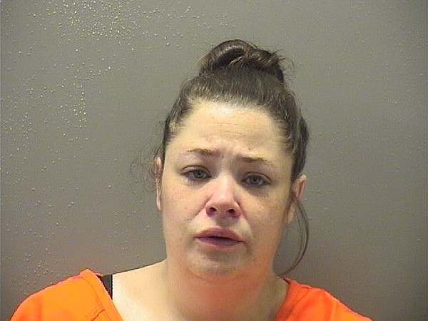 Woman arrested on felony drug charges, DWI, child endangerment after ...