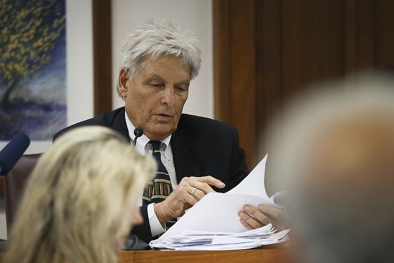 Economic expert Bernard Pettingill is called to testify to discuss the net worth of Alex Jones and Free Speech Systems on Friday, Aug. 5, 2022, at the Travis County Courthouse in Austin. Jurors were asked to assess punitive damages against InfoWars host Alex Jones after awarding $4.1 million in actual damages to the parents of Jesse Lewis on Thursday. (Briana Sanchez/Austin American-Statesman via AP, Pool)