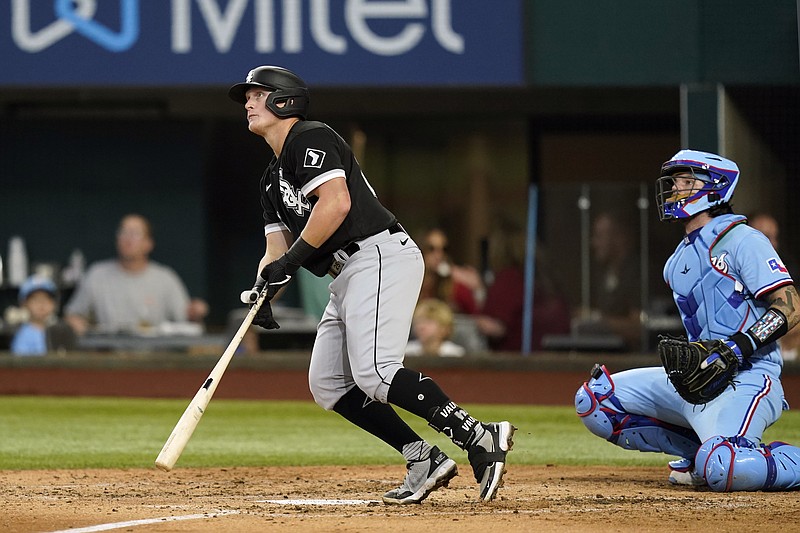 Texas MLB roundup: Rangers fall to Tigers, lose Hamilton for 6-8 weeks