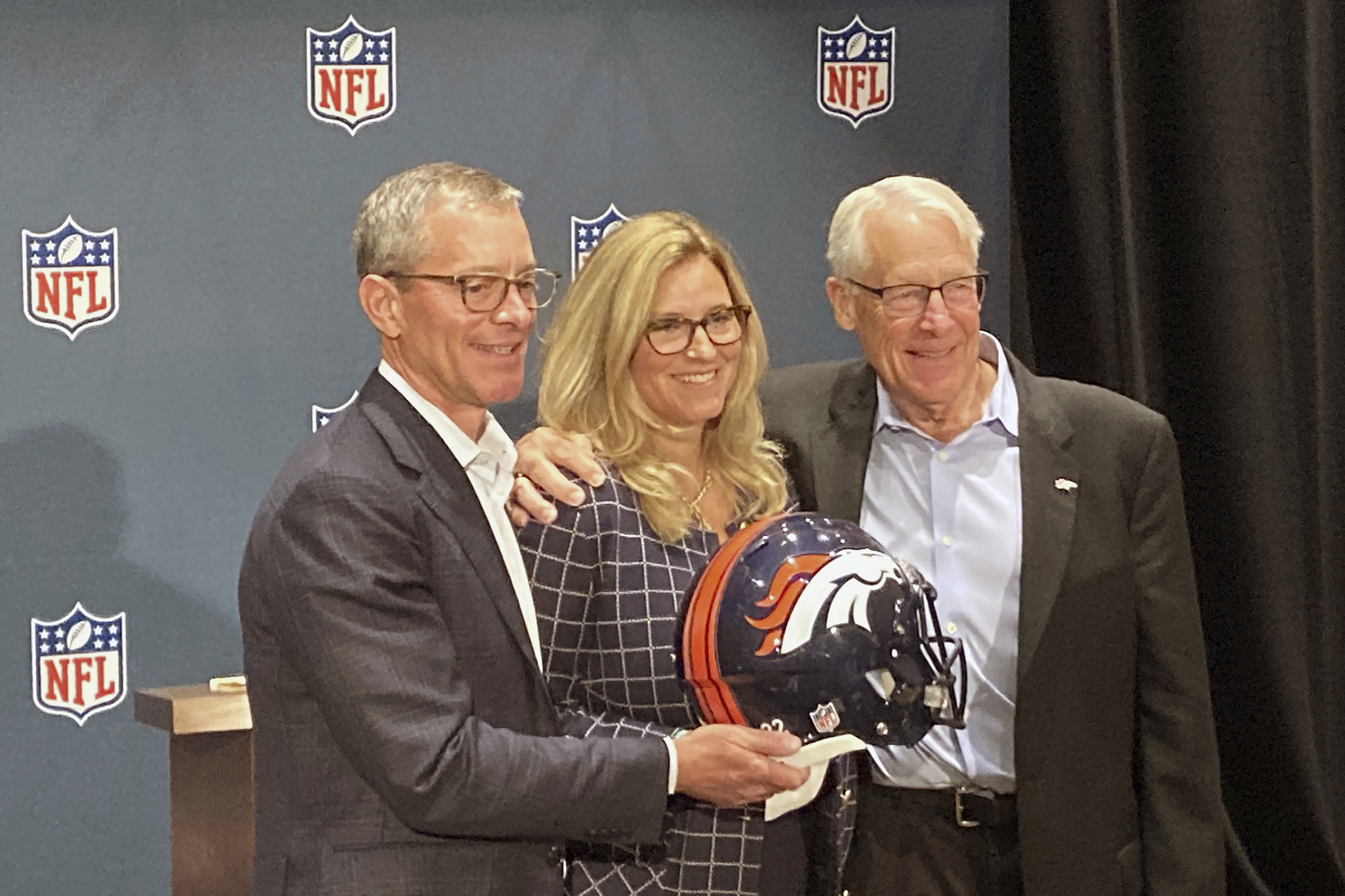 Broncos sale to Walton group OK'd - Vimarsana News