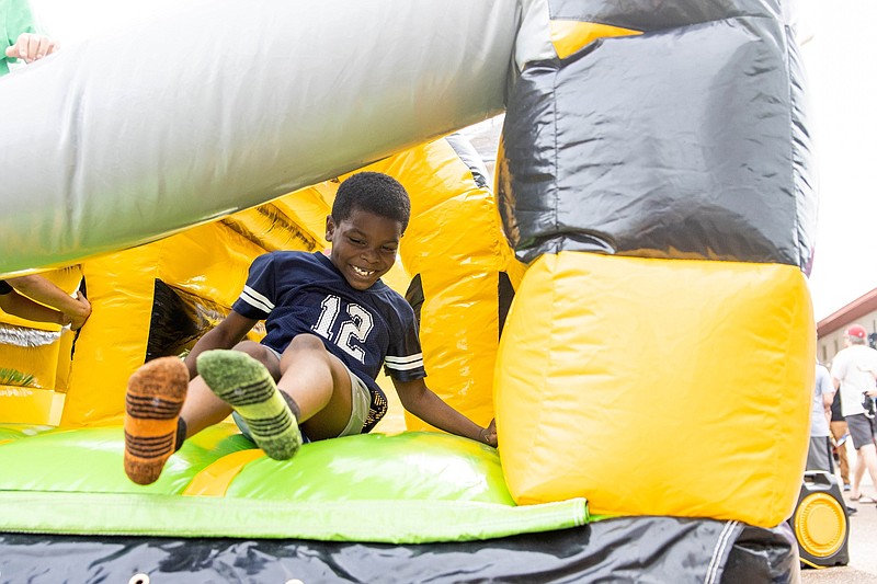 Sliding Back Into the School Year Texarkana Gazette