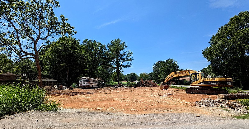 Westside Eagle Observer/RANDY MOLL
Cleanup is nearing completion on a N. Smith Avenue property in Gentry that had once been condemned by the city. Property owners have worked with the city to mitigate the former code violations.