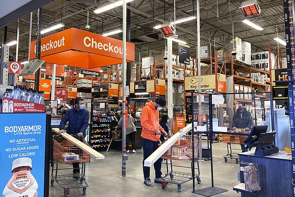 Home Depot’s revenue tops forecast at $43.8B