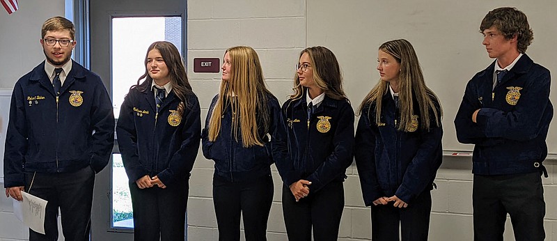 Westside Eagle Observer/RANDY MOLL
Gentry FFA officers Robert Baker (left), Madison Lenda, Kayla Philpott, Reagan Amos, Bailey Malone and Jace Galyean addressed the Gentry School Board on Aug. 15, requesting permission to attend the national FFA Convention in Indianapolis, Ind., Oct. 25-29.