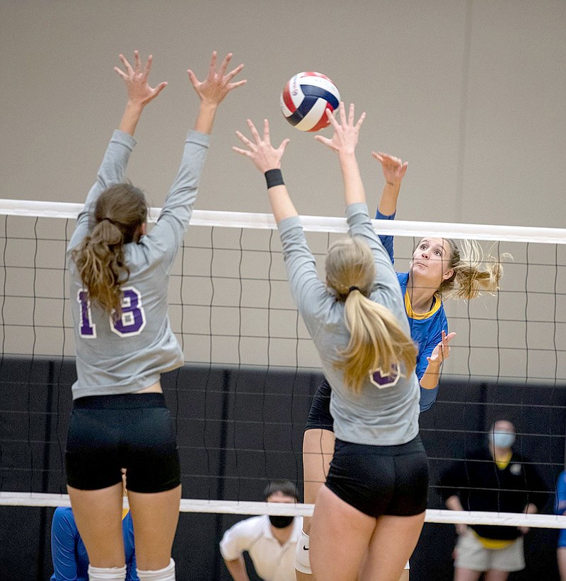 Photo courtesy of JBU Sports Information
John Brown outside hitter Savanna Riney takes a swing against Southwestern Assemblies of God (Texas) during the 2021 JBU volleyball season. Riney and the Golden Eagles open the 2022 season against Ottawa IKan.) at 2 p.m. Friday in the Columbia (Mo.) Hampton Inn Classic.