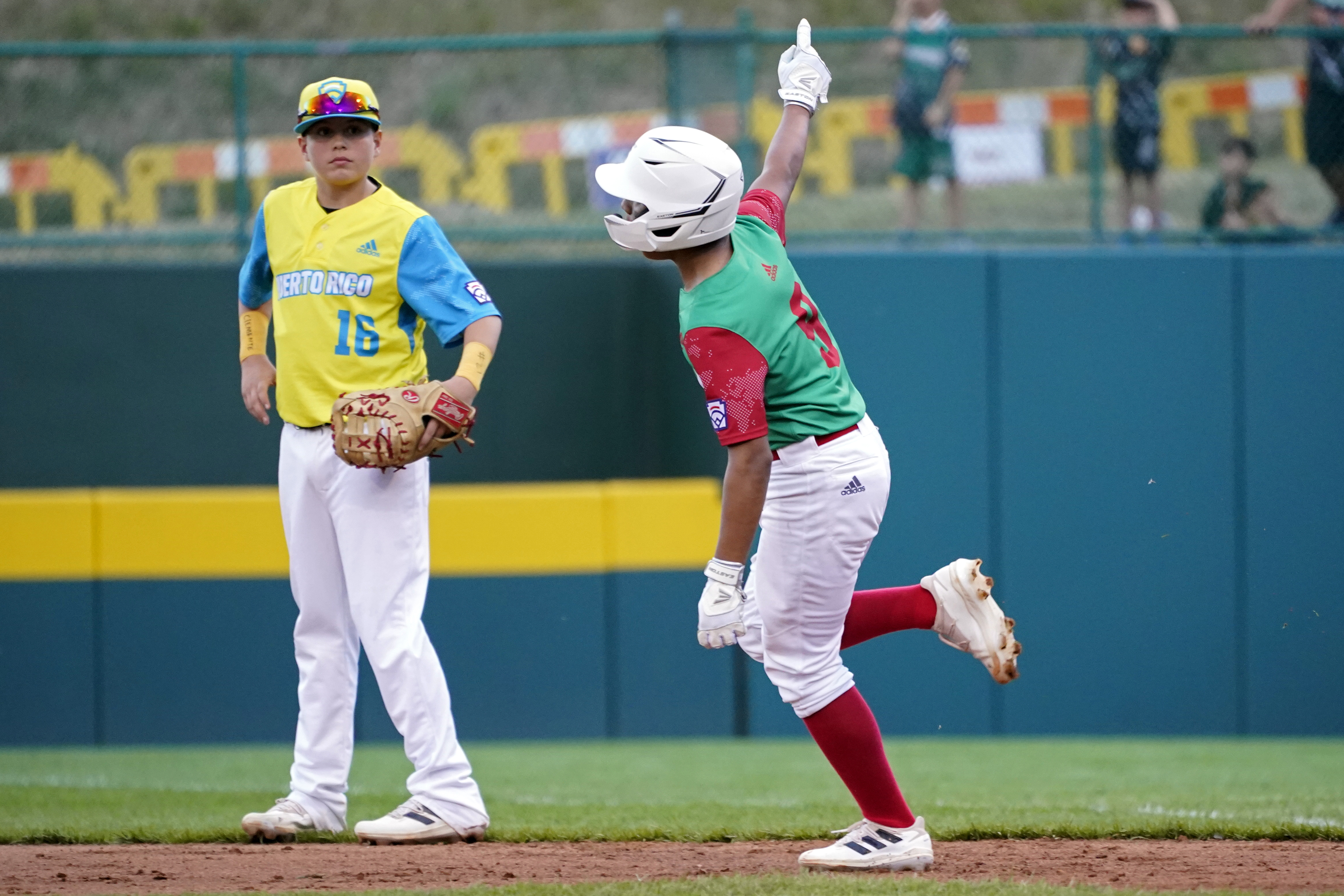 Little League World Series: Miguel Padilla fuels Mexico on mound, plate in  win over Puerto Rico