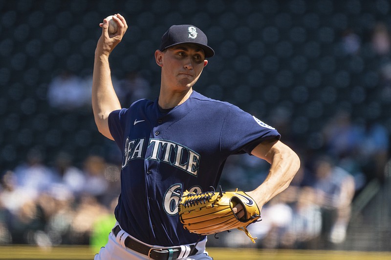 Mariners use 2 homers, Kirby's pitching to stop Braves