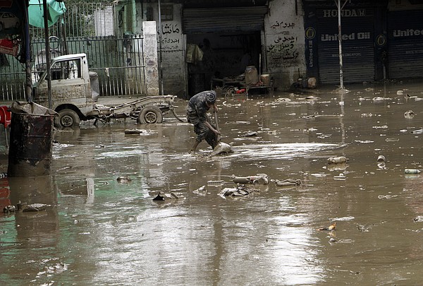 Flooding Deaths In Monsoon drenched Pakistan Near 1 000