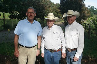 Draggin M Ranch Senator visits El Dorado as part of agricultural tour | El Dorado News
