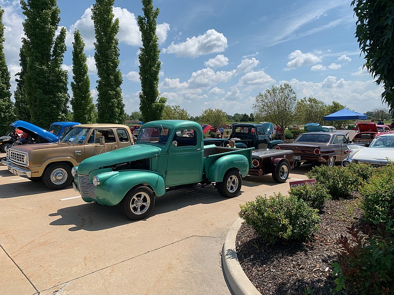 Vintage cars and trucks at the Heritage Day festival, celebrating the legacy of John Board and his farm. The vintage vehicles were divided into three classes for competition — 1932 and older, 1933-1954 and 1955-1979. (Anakin Bush/Fulton Sun photo)