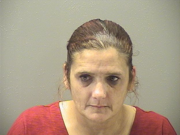 Woman on probation arrested after allegedly trying to pass forged check ...