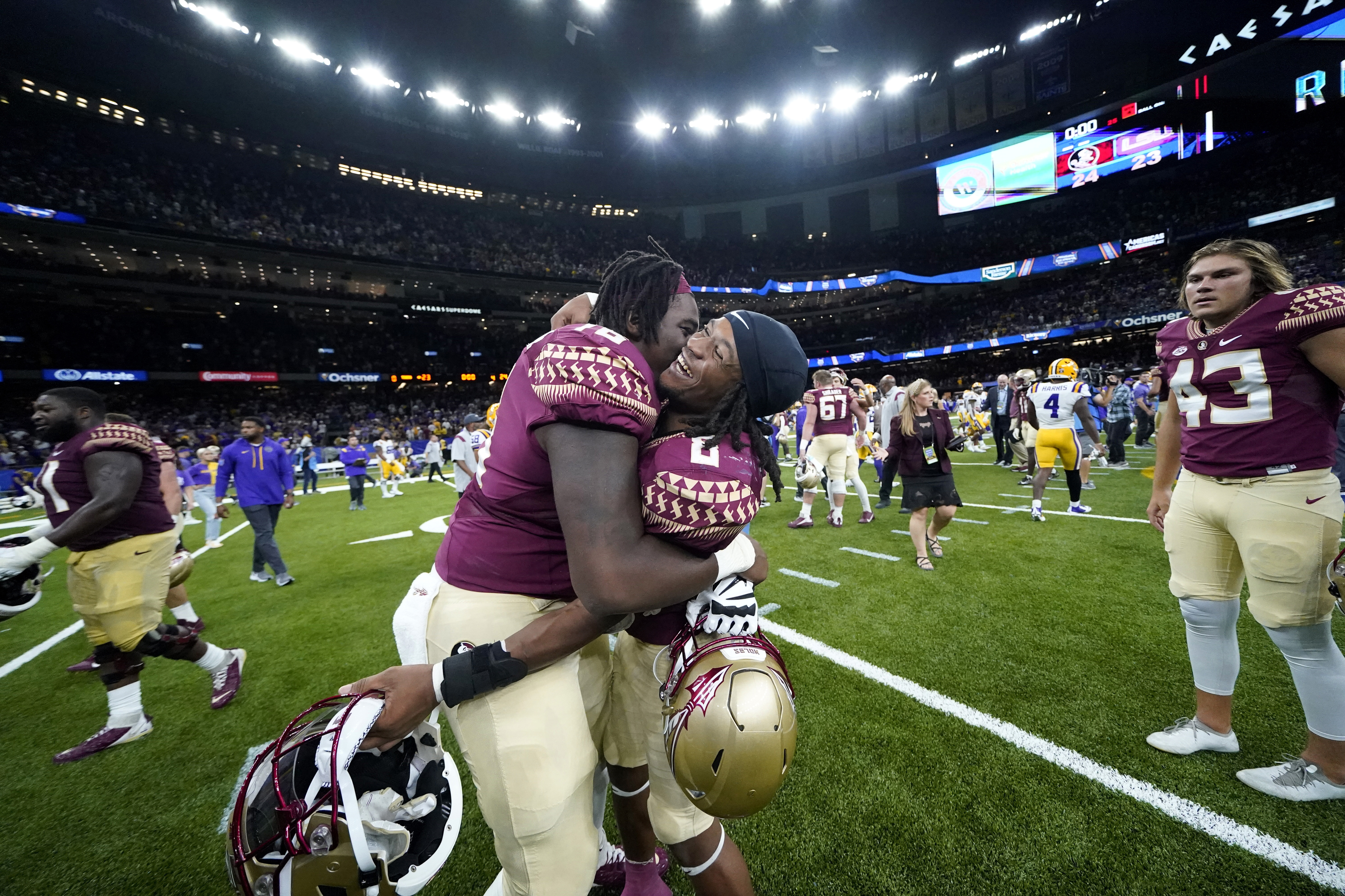 Blocked kick ruins Kelly's LSU debut - Vimarsana News