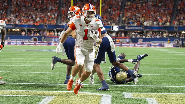No. 4 Clemson rips apart Georgia Tech - Vimarsana News