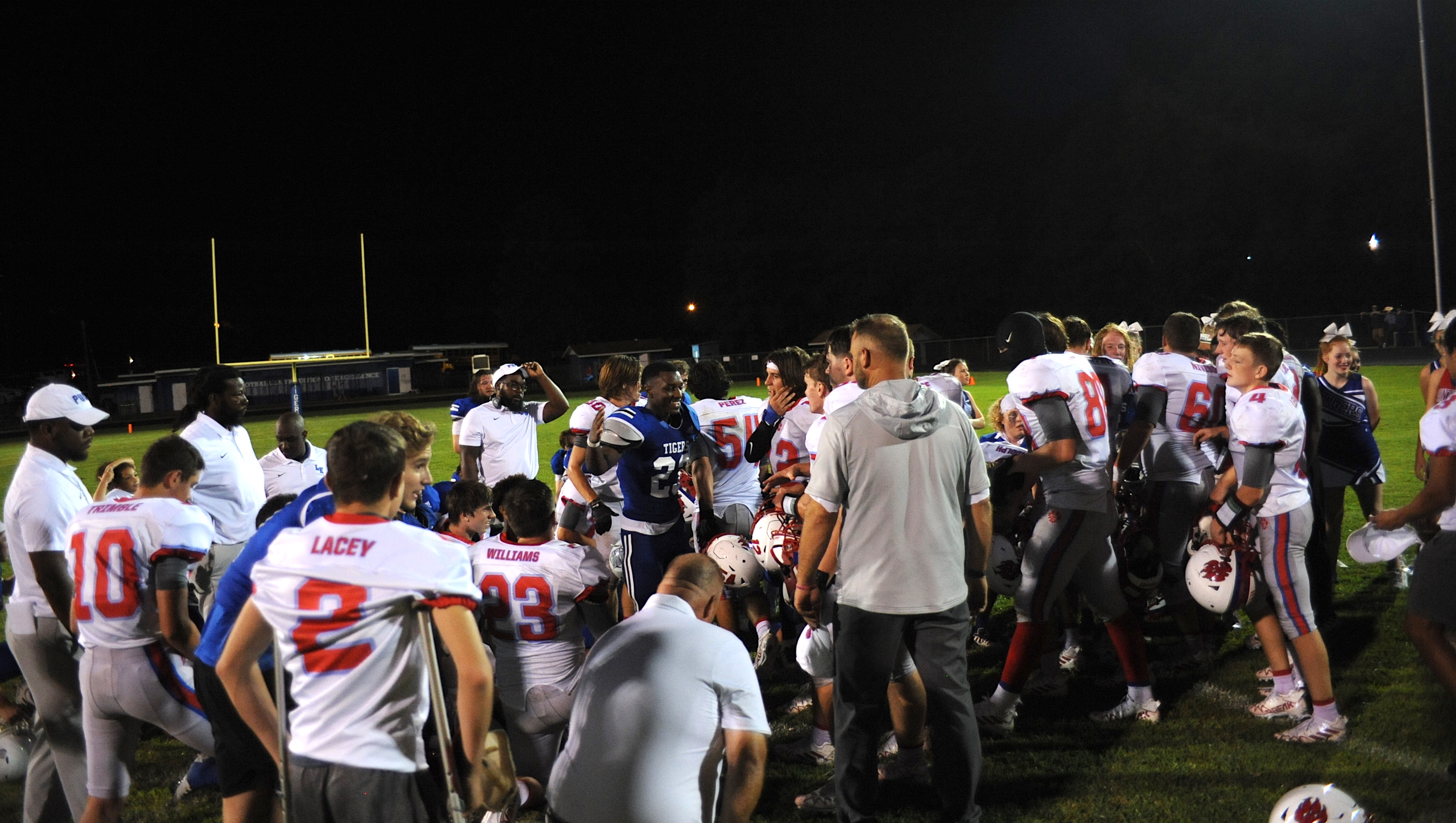 Friday night game ends in show of good sportsmanship - Vimarsana News