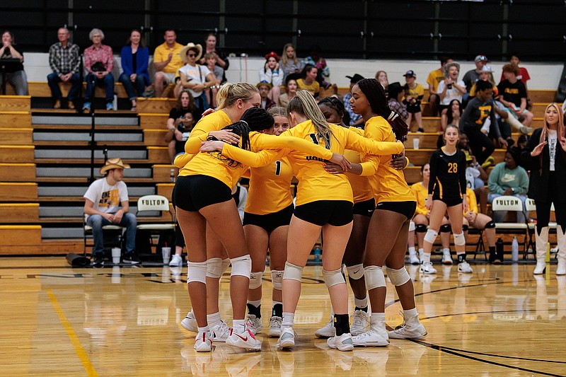 Fulton volleyball beats North Callaway, wins fourth straight in three