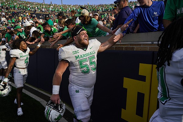 Unheralded Herd drops Irish to 0-2 - Vimarsana News