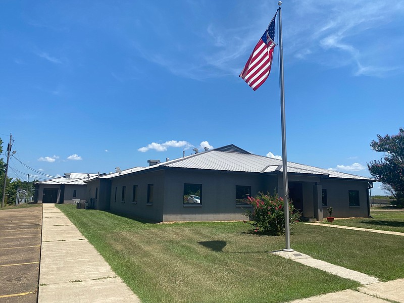 The Lantz Lurry Juvenile Detention Center building is seen Monday, July 4, 2022, at 2200 Bankes Road in Texarkana, Ark. (File photo)