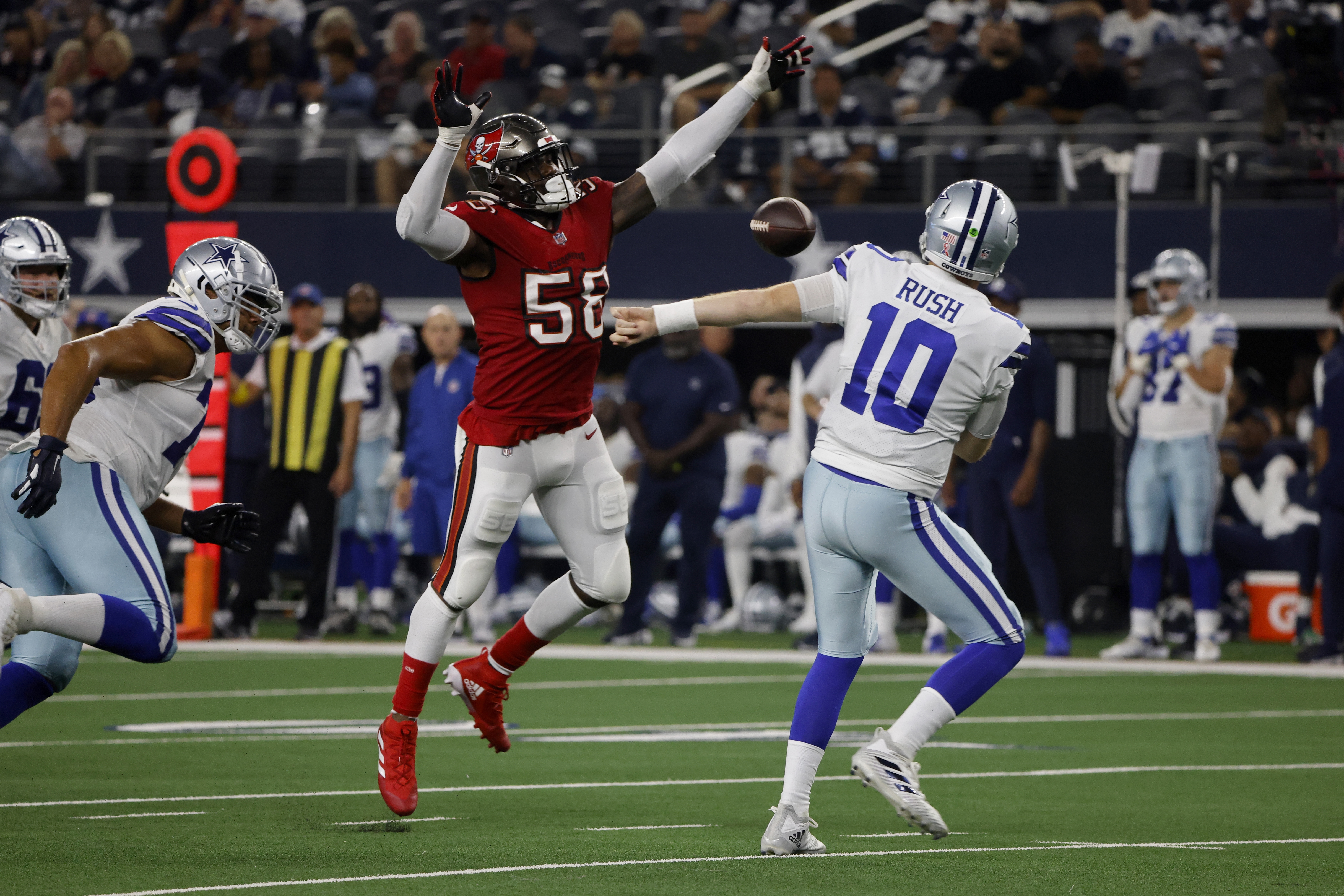 Tampa Bay Buccaneers vs Dallas Cowboys - September 12, 2022