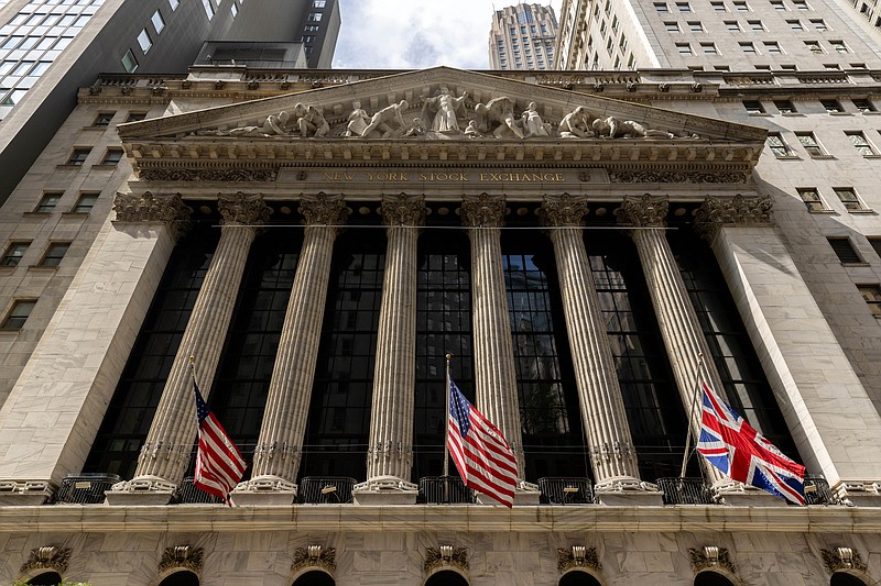 La fachada de la Bolsa de Valores de Nueva York, el martes 13 de septiembre de 2022. (AP Foto/Julia Nikhinson)