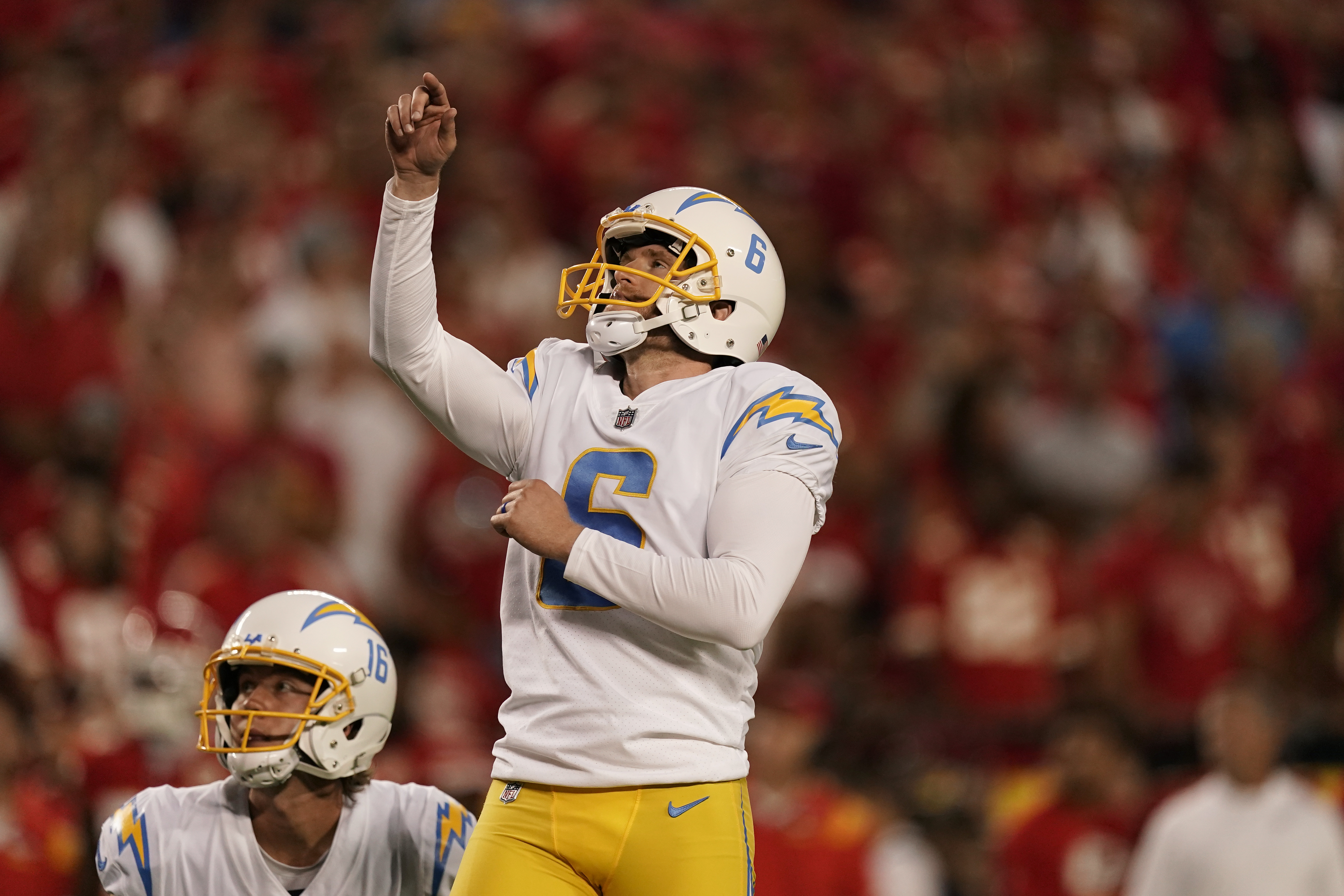 Kansas City Chiefs, Los Angeles Chargers to play Sept. 15 on