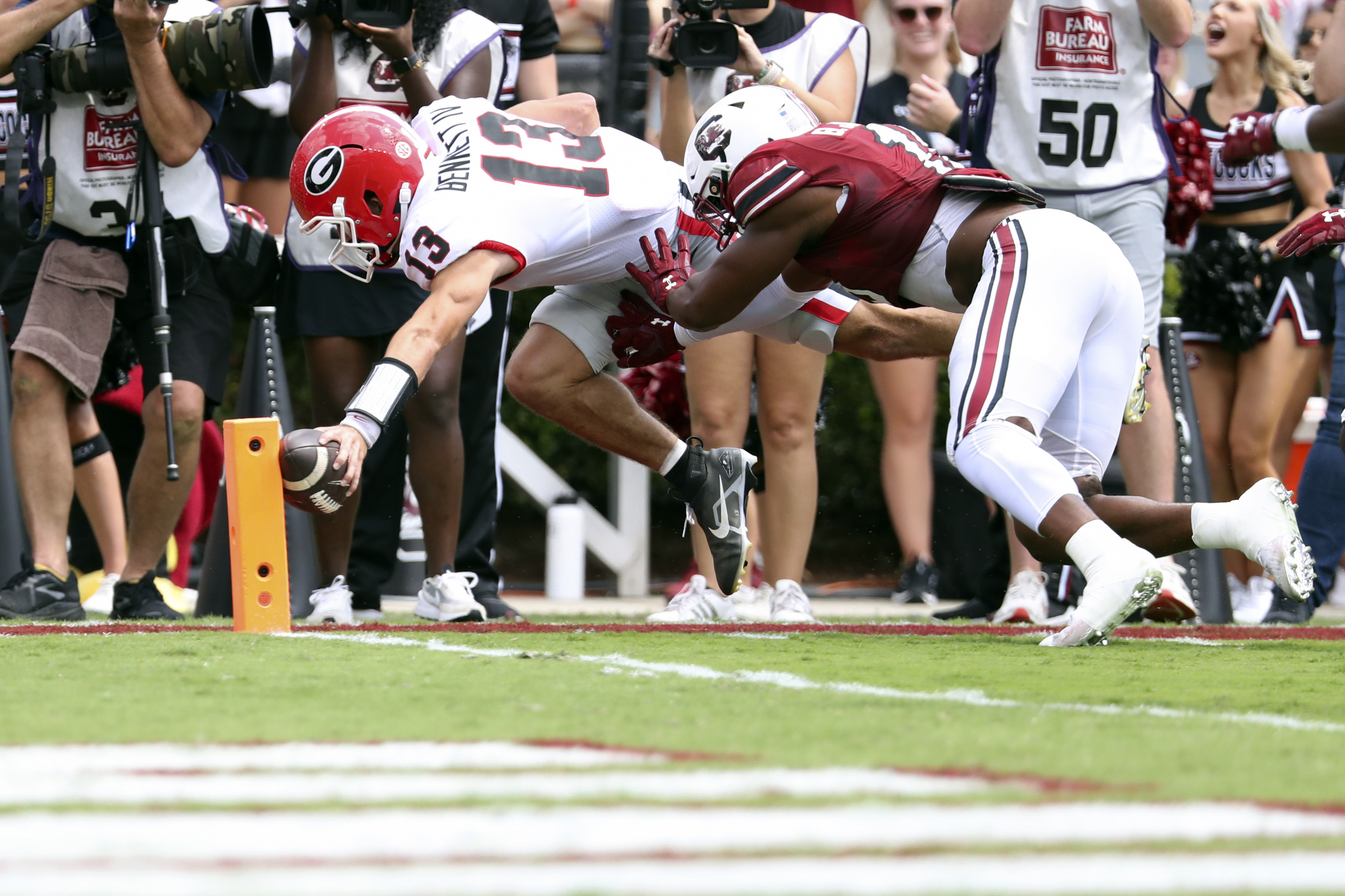 SEC Roundup: Bennett, No. 1 Georgia's D steamrolls South Carolina, 48-7 - Vimarsana News