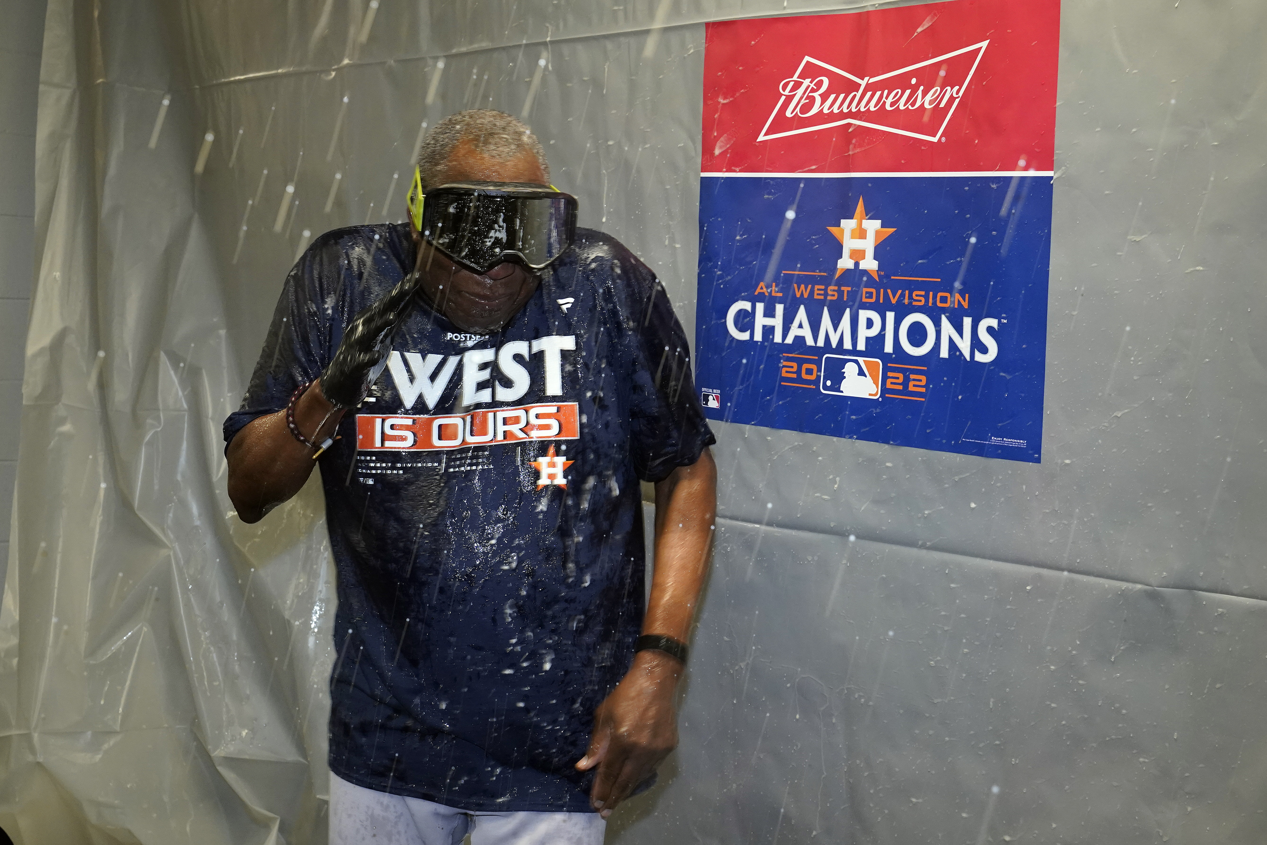 Houston Astros clinch American League West division title