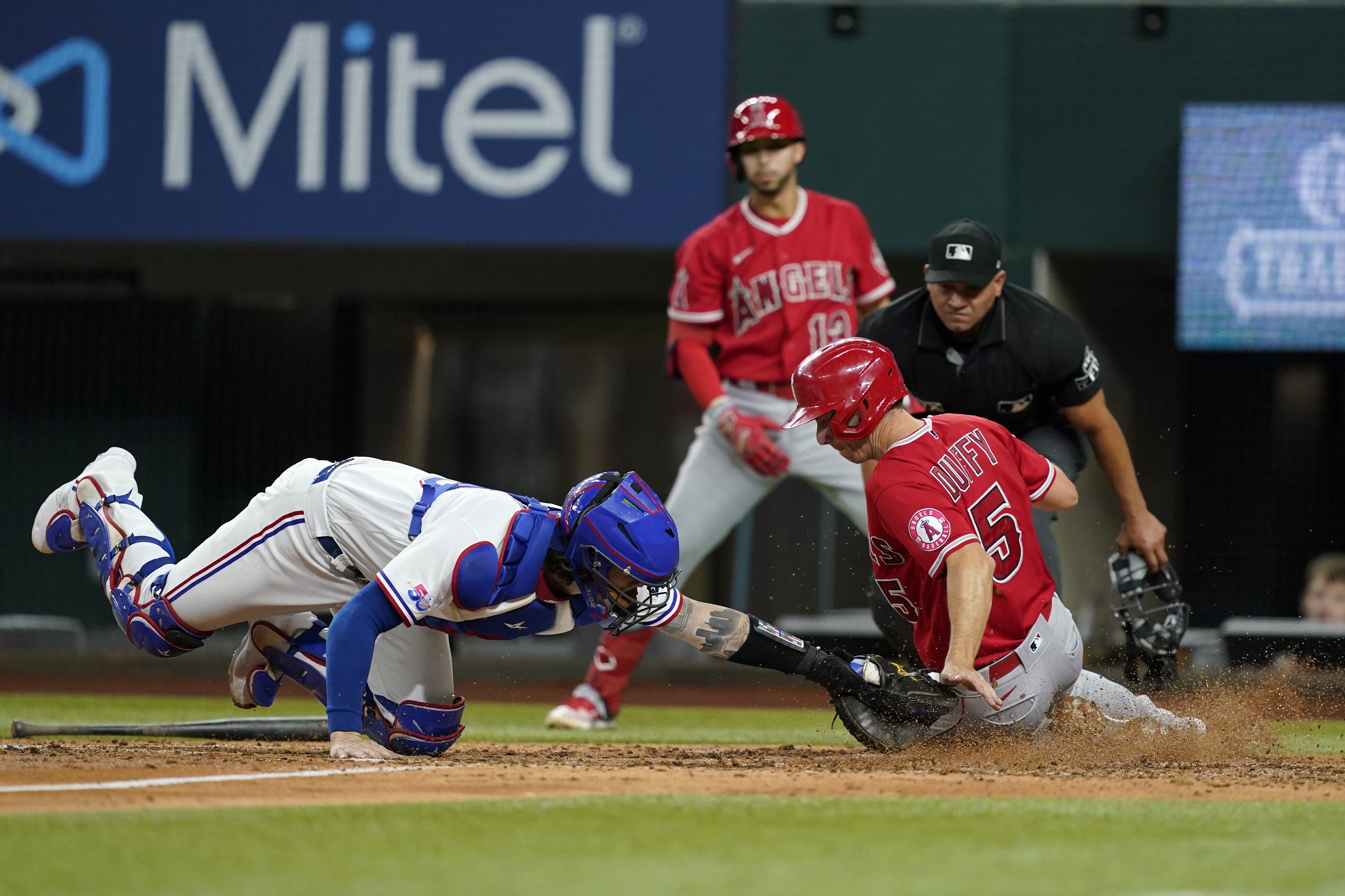 Matt Duffy for the win, Los Angeles Angels, Angels walk it off in the  12th!, By MLB