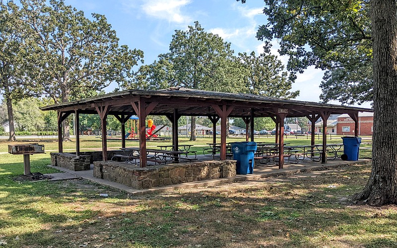 The need to eventually replace the Edwards Pavilion in Gentry’s city park was brought up by Mayor Kevin Johnston at the Sept. 15 City Council meeting. The roof is beginning to sag, and falling tree limbs have caused holes in the roof.
(NWA Democrat-Gazette/Randy Moll)