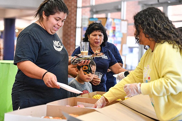 UAFS celebrates Hispanic Heritage Month with cultural events aimed at engaging Fort Smith community - Vimarsana News