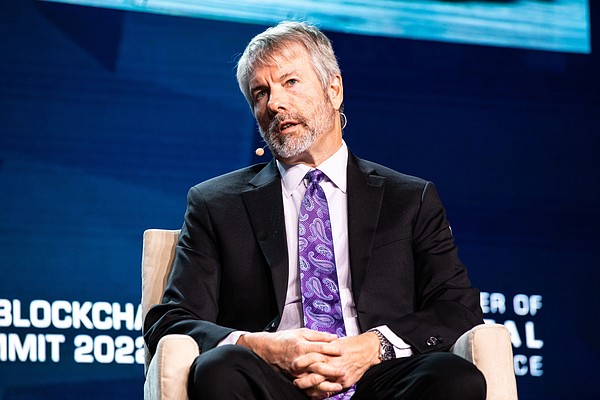 Crypto executives depart in wake of sector decline - Vimarsana News