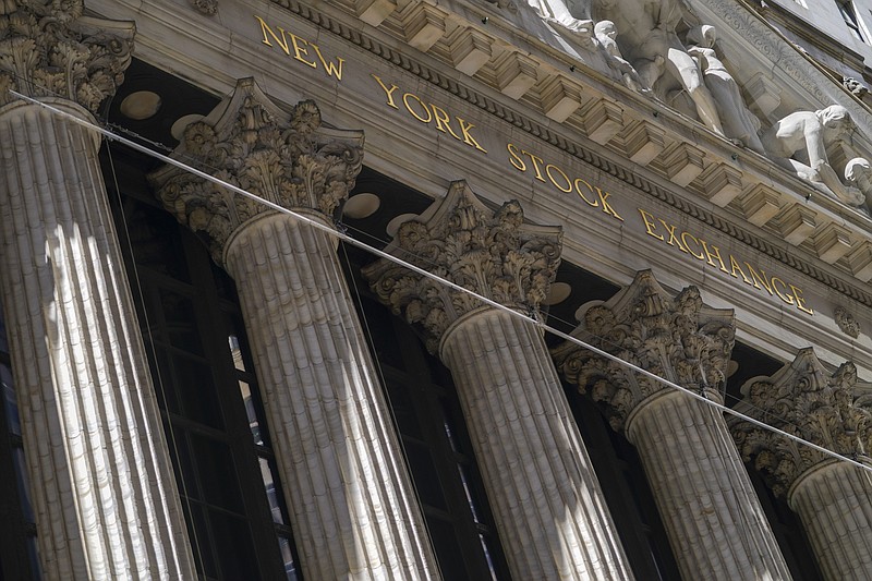 The New York Stock Exchange is seen, Friday, Sept. 23, 2022, in New York. Stocks tumbled worldwide Friday on more signs the global economy is weakening, just as central banks raise the pressure even more with additional interest rate hikes. (AP Photo/Mary Altaffer)