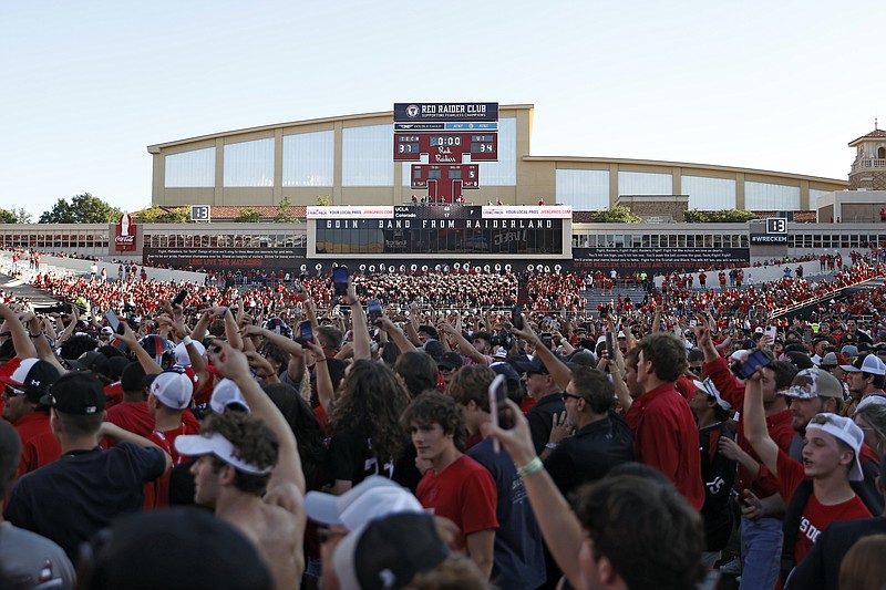 No. 24 Tech's season ends in NCAA regional final - Texas Tech Red