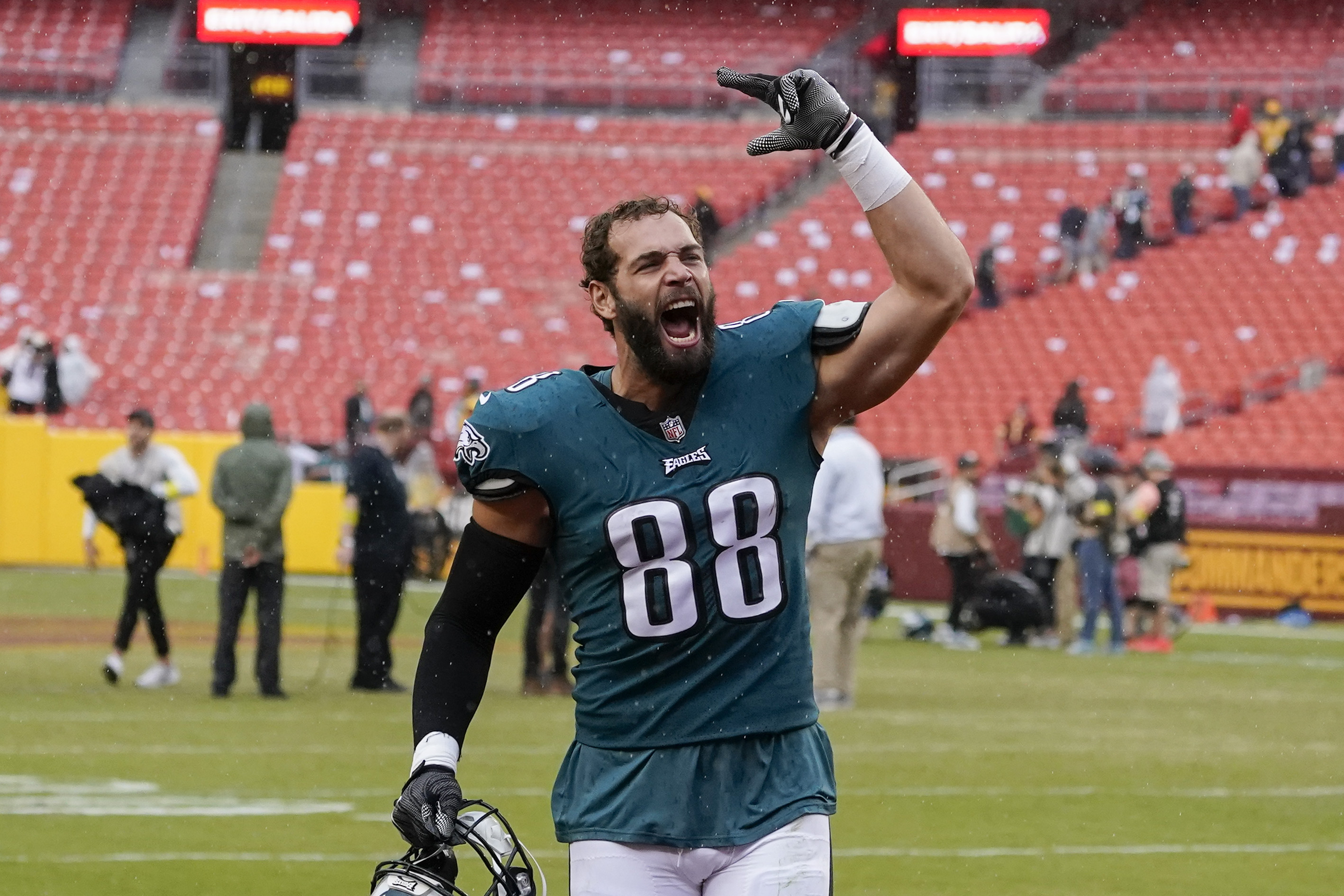 Dallas Goedert End Zone Touchdown Philadelphia Eagles