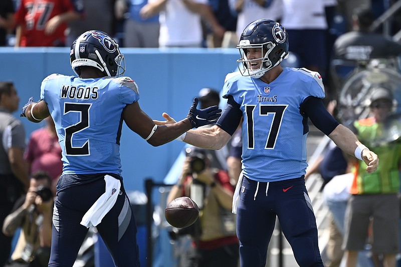 Mack Hollins of the Las Vegas Raiders celebrates after catching